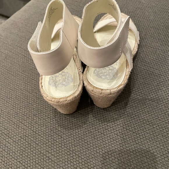 Vince Camuto Wedges, Size 8.5 - Picture 2 of 3